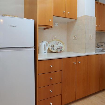 Cozy Holiday Apartment In Larnaca Near Foinikoudes Kültér fotó